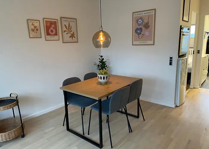 Stylish And Cozy In The Heart Of Arhus, Dk